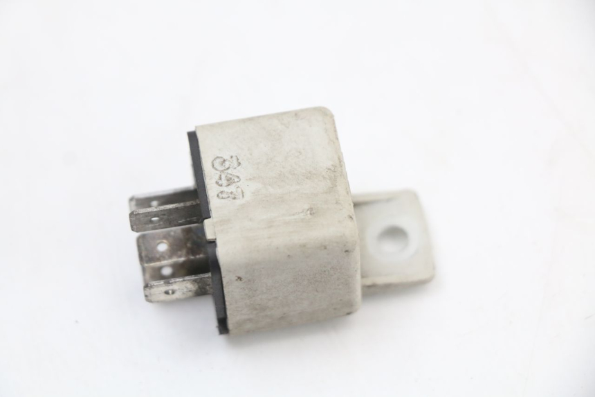 photo de ELEKTRISCHE RELAIS PIAGGIO XEVO - X EVO 125 (2007 - 2017) - Alternative Perspektive