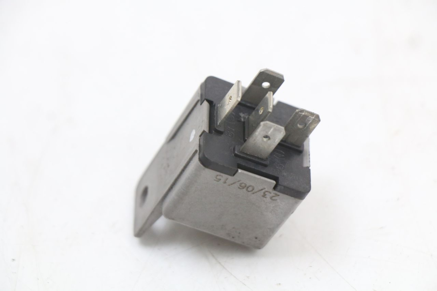 photo de ELEKTRISCHE RELAIS PIAGGIO XEVO - X EVO 125 (2007 - 2017) - Zoom auf Gebrauchszustand