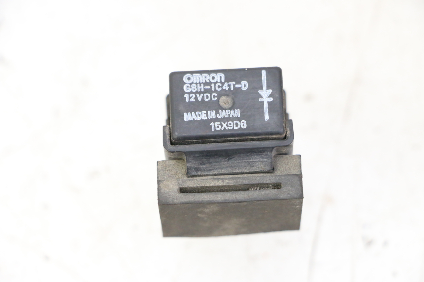 photo de RELAIS YAMAHA XJN DIVERSION 600 (2000 - 2003) - Alternative Perspektive