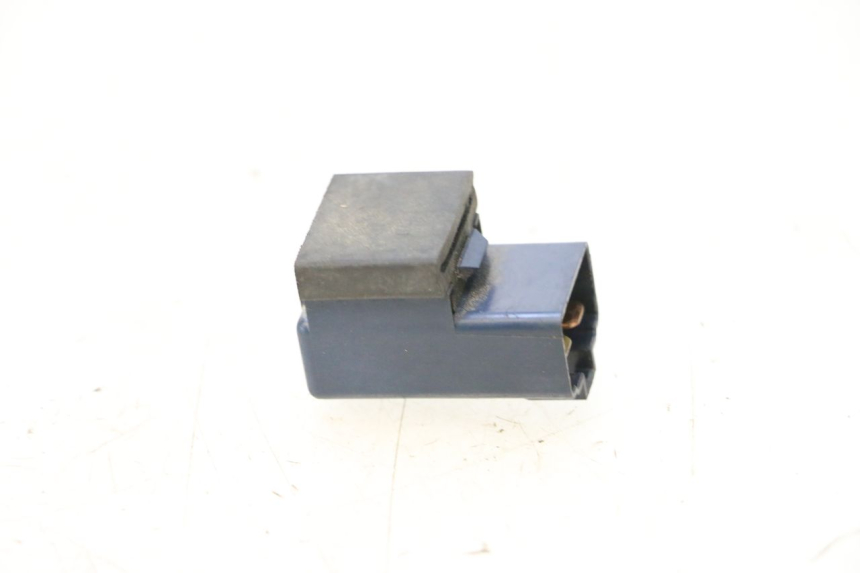 photo de RELAIS YAMAHA XP T-MAX ABS 500 (2005 - 2005) - Alternative Perspektive