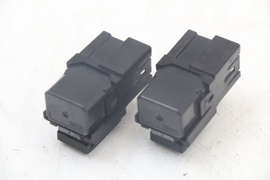 photo de ELEKTRISCHE RELAIS YAMAHA XT X 660 (2004 - 2016) - Technische Nahaufnahme