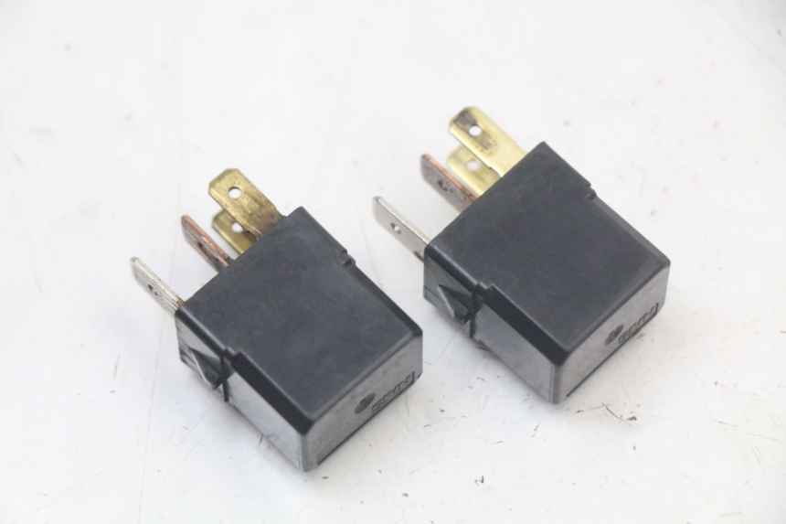 photo de RELAIS YAMAHA FZ1 FAZER 1000 (2007 - 2009) - Zoom auf Gebrauchszustand