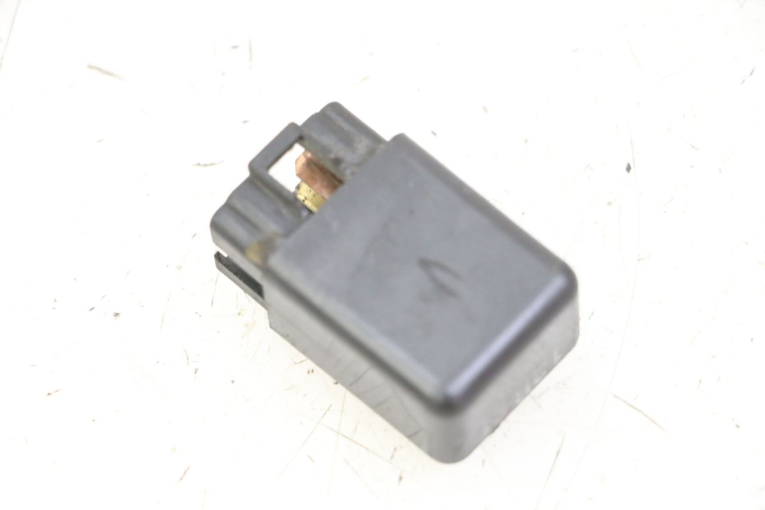 photo de ELEKTRISCHES RELAIS YAMAHA SR 125 (1982 - 2003) - Zoom auf Gebrauchszustand