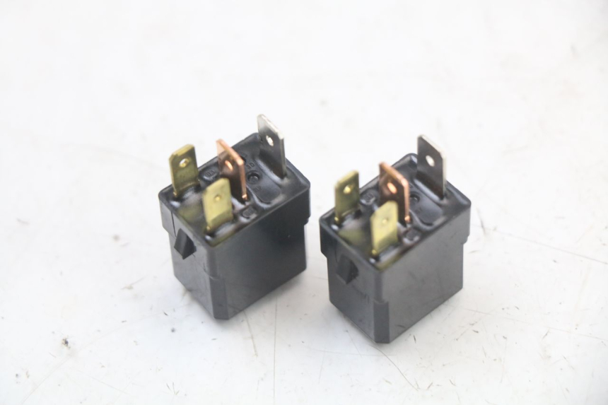 photo de RELAIS YAMAHA XJ6 ABS 600 (2008 - 2016) - Detailansicht des Bauteils