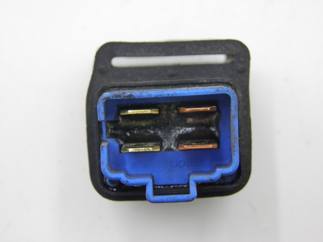 photo de RELAIS YAMAHA XJS DIVERSION 600 (1997 - 1999) - Detailansicht des Bauteils