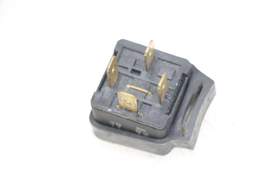 photo de ELEKTRISCHE RELAIS YAMAHA YP MAJESTY 125 (2007 - 2010) - Zoom auf Gebrauchszustand