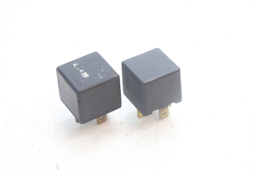 photo de ELEKTRISCHE RELAIS YAMAHA YP MAJESTY 125 (2007 - 2010) - Hauptansicht