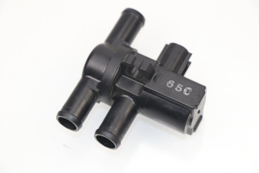 photo de RELAIS KAWASAKI Z800 Z ABS 800 (2013 - 2017) - Hauptansicht