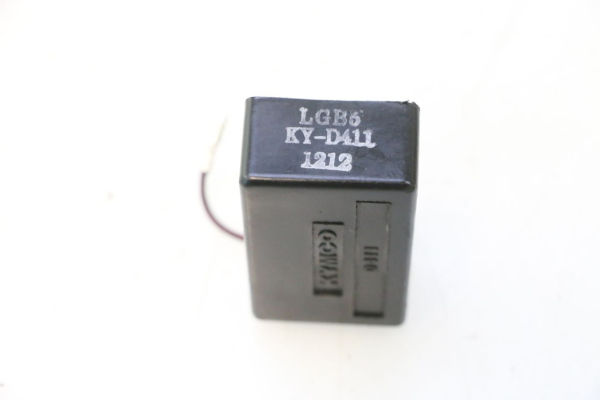 photo de SCHEINWERFERRELAY KYMCO AGILITY RS 2T 50 (2009 - 2013) - Detailansicht des Bauteils