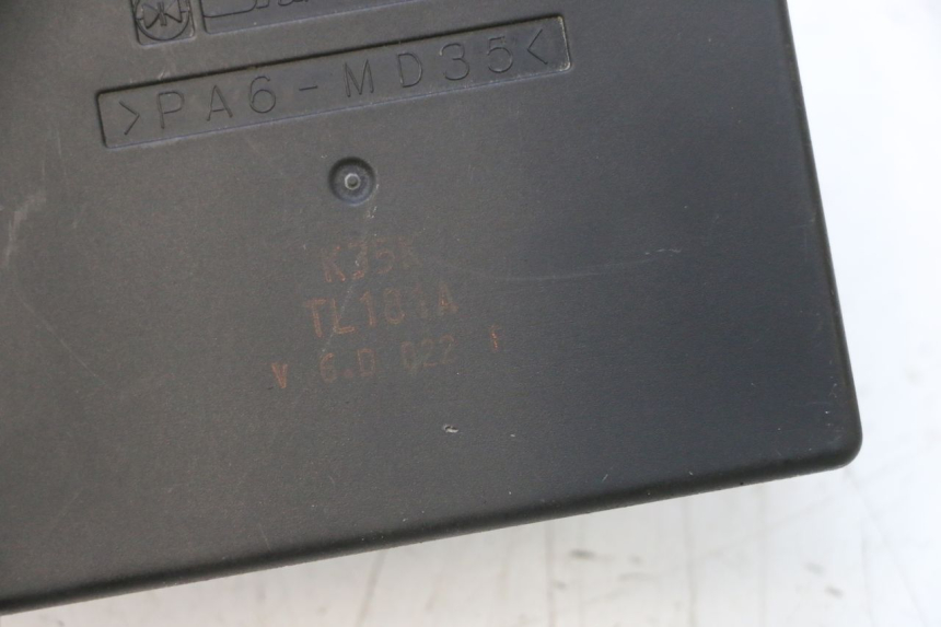 photo de SCHEINWERFER RELAIS HONDA PCX (JF57/JF64) 125 (2014 - 2018) - Detailansicht des Bauteils