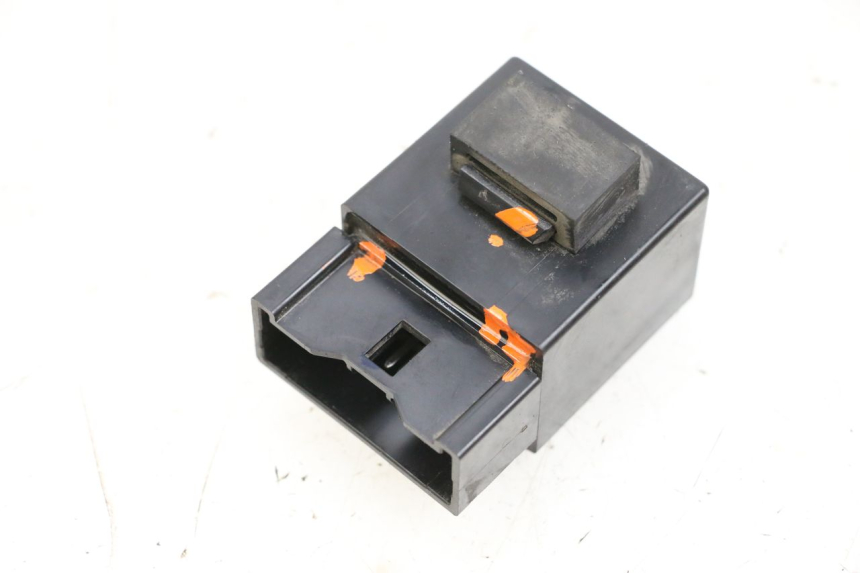 photo de KRAFTSTOFFPUMPENRELAIS YAMAHA FJR ABS 1300 (2006 - 2012) - Detailansicht des Bauteils