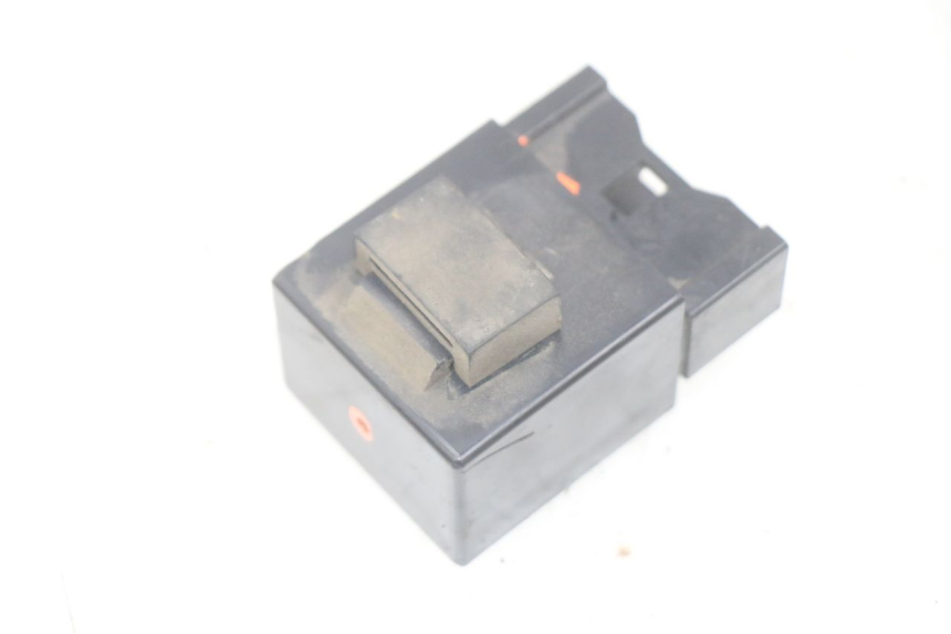 photo de KRAFTSTOFFPUMPENRELAIS YAMAHA FJR ABS 1300 (2006 - 2012) - Technische Nahaufnahme