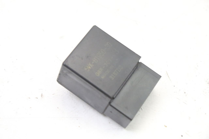 photo de KRAFTSTOFFPUMPENRELAIS YAMAHA FZ6 FAZER S2 600 (2007 - 2011) - Hauptansicht