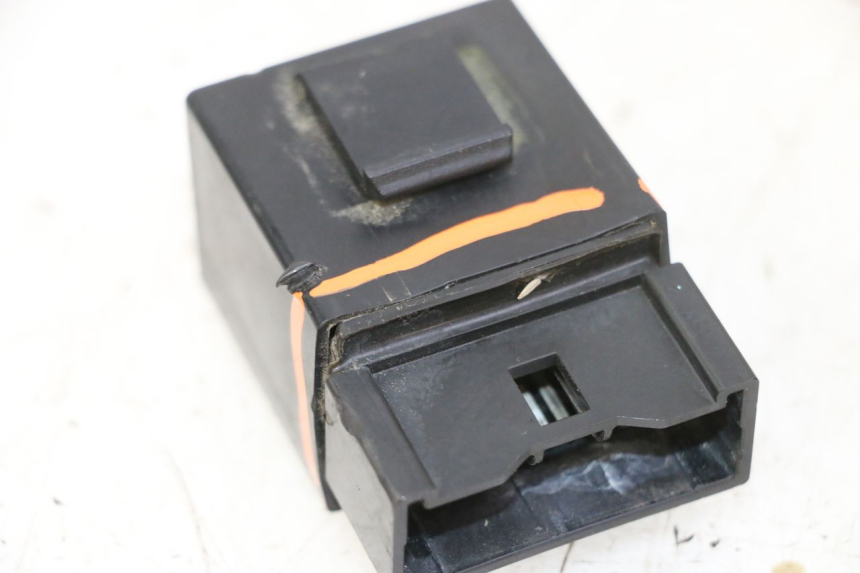 photo de KRAFTSTOFFPUMPENRELAIS YAMAHA FZ6 N FAZER 600 (2004 - 2006) - Gesamtansicht des Produkts