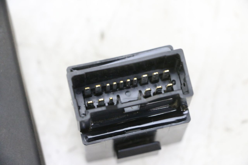 photo de KRAFTSTOFFPUMPENRELAIS YAMAHA MT-07 MT07 ABS 700 (2014 - 2017) - Alternative Perspektive