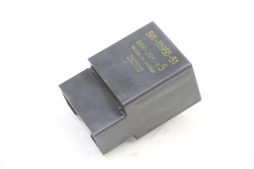 photo de KRAFTSTOFFPUMPENRELAIS YAMAHA TRACER 7 700 (2020 - 2024) - Zoom auf Gebrauchszustand