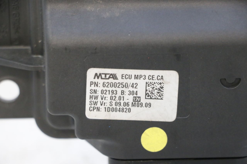 photo de ROLL LOCK RELAIS PIAGGIO MP3 HPE 310 (2024 - 2025) - Gesamtansicht des Produkts