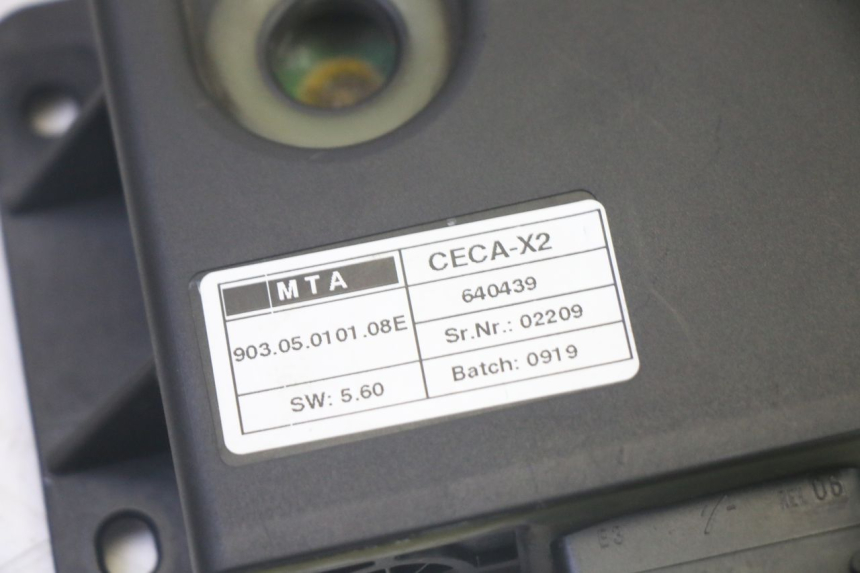 photo de ROLL LOCK RELAIS PIAGGIO MP3 HPE 350 (2018 - 2020) - Detailansicht des Bauteils