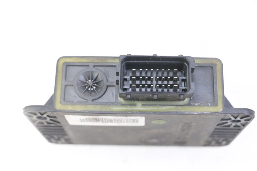 photo de ROLL LOCK RELAIS PIAGGIO MP3 LT 300 (2010 - 2016) - Alternative Perspektive