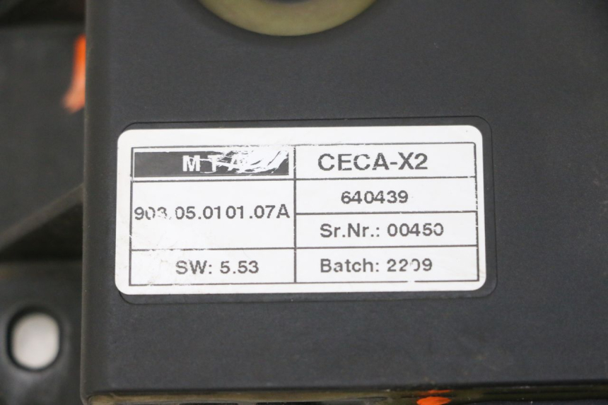 photo de RELAIS ROLL LOCK PIAGGIO MP3 RL 250 (2006 - 2010) - Details der Befestigungspunkte