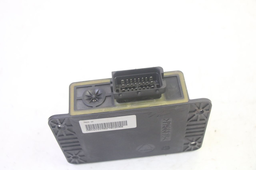 photo de RELAIS ROLL LOCK PIAGGIO MP3 RL 250 (2006 - 2010) - Technische Nahaufnahme