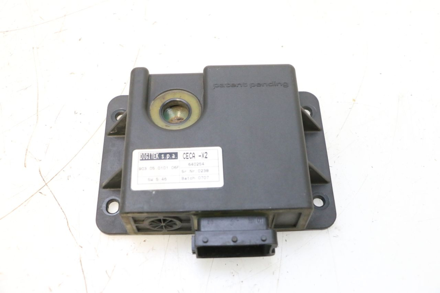 photo de ROLL LOCK RELAIS PIAGGIO MP3 125 (2006 - 2014) - Hauptansicht