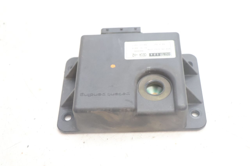 photo de ROLL LOCK RELAIS PIAGGIO MP3 125 (2006 - 2014) - Alternative Perspektive