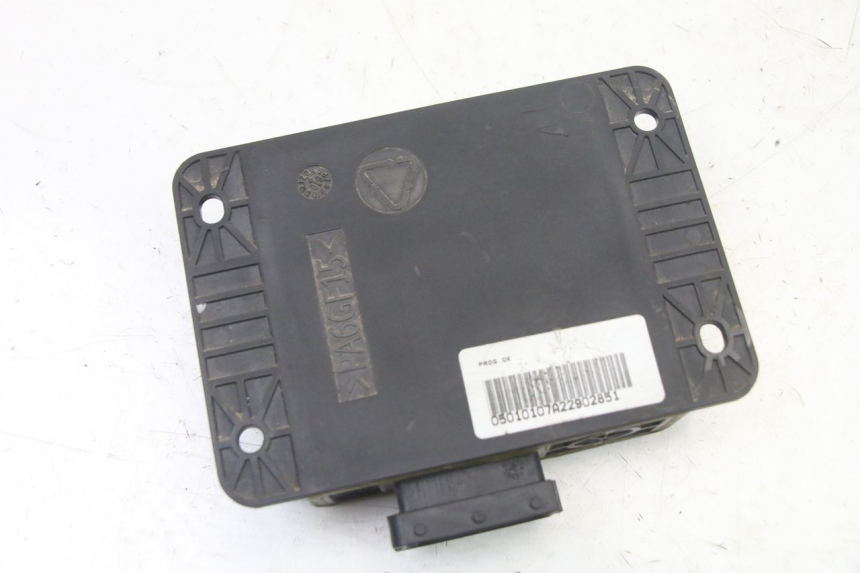 photo de RELAIS ROLL LOCK PIAGGIO MP3 LT 400 (2007 - 2012) - Alternative Perspektive