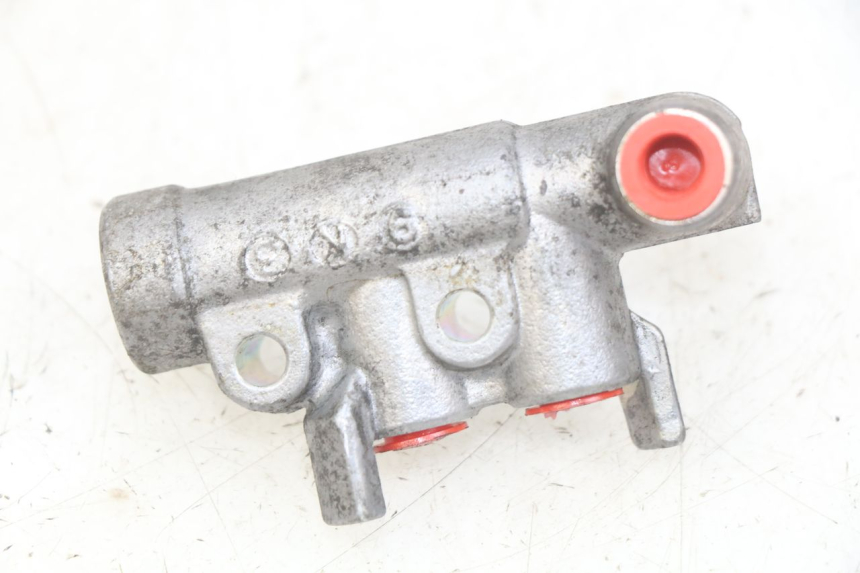 photo de BREMSENVERTILER HONDA FES PANTHEON 2T 125 (1998 - 2002) - Detailansicht des Bauteils