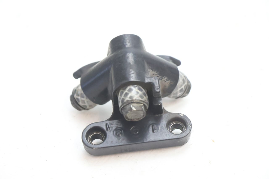photo de BREMSVERTEILER KAWASAKI GPX F ZX750F 750 (1986 - 1990) - Zoom auf Gebrauchszustand