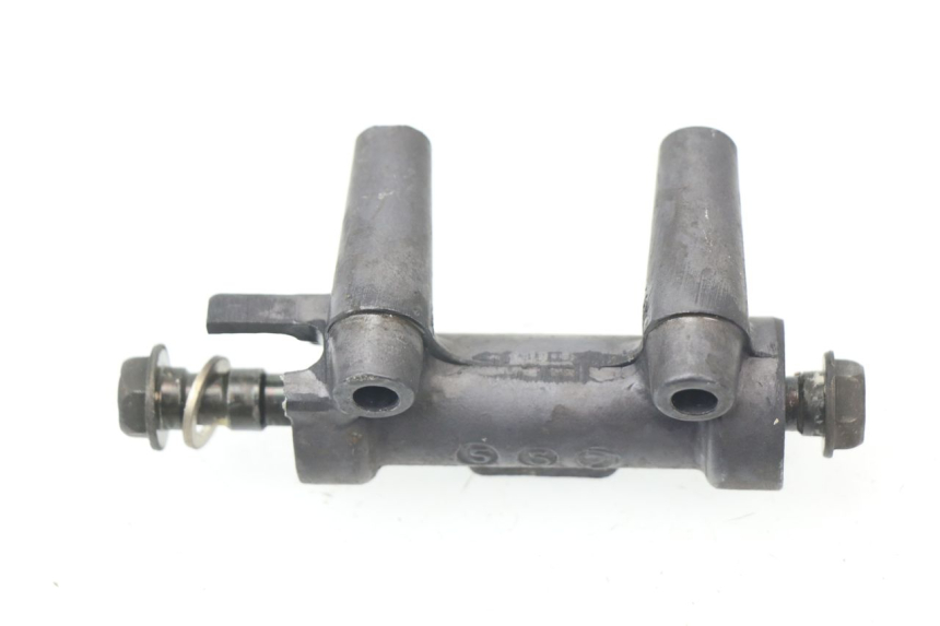 photo de BREMSVERTEILER KAWASAKI GPZ S 500 (1994 - 2005) - Zoom auf Gebrauchszustand