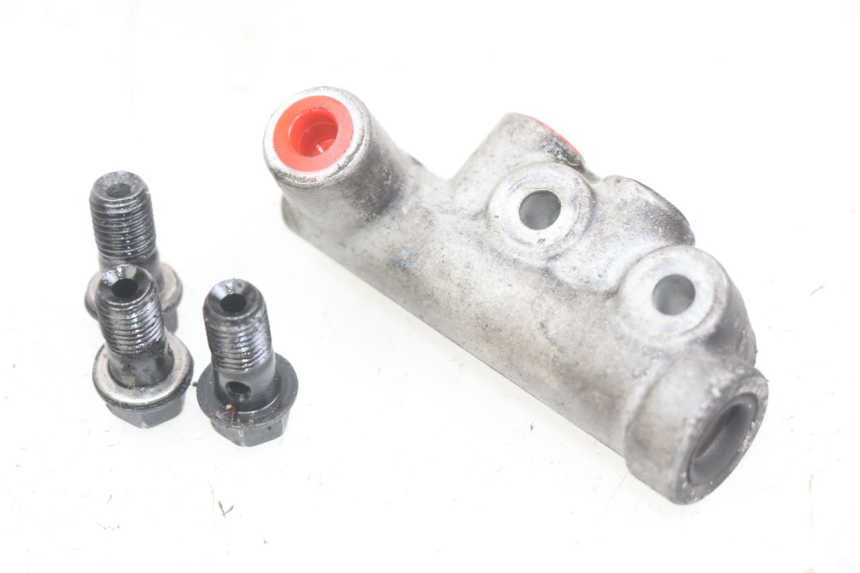 photo de BREMSSATTELVERTEILER SYM GTS EFI 125 (2012 - 2016) - Alternative Perspektive