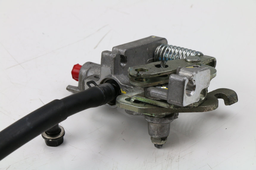 photo de BREMSVERTEILER HONDA PCX (JF28) 125 (2009 - 2011) - Details der Befestigungspunkte