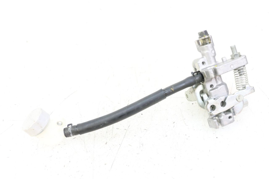 photo de BREMSVERTEILER HONDA PCX (JF57/JF64) 125 (2014 - 2018) - Technische Nahaufnahme