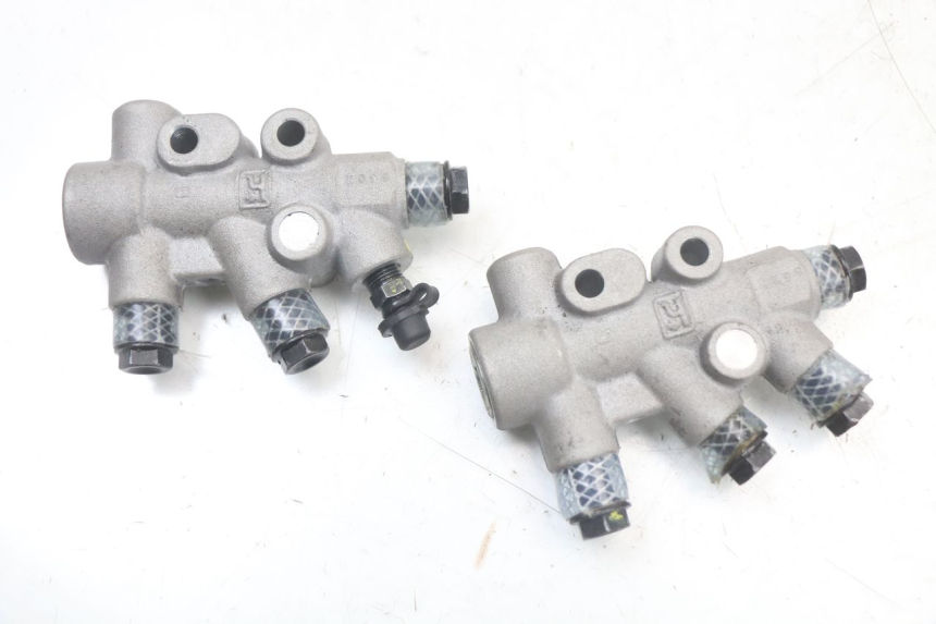 photo de BREMSVERTEILER PIAGGIO MP3 HPE 350 (2018 - 2020) - Zoom auf Gebrauchszustand