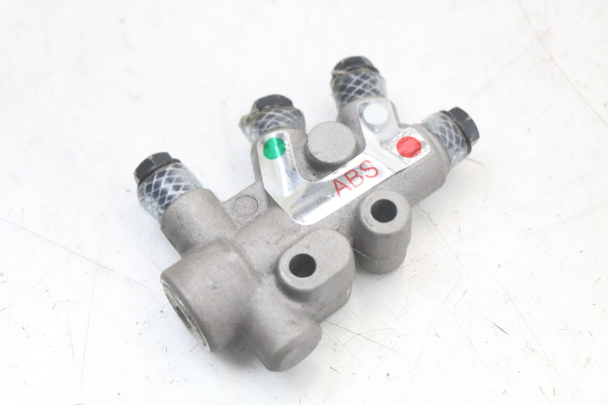 photo de BREMSVERTEILER PIAGGIO MP3 HPE 350 (2018 - 2020) - Alternative Perspektive