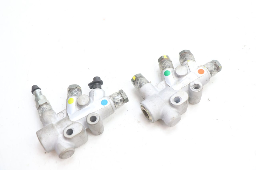 photo de BREMSSATTELVERTEILER PIAGGIO MP3 LT 400 (2007 - 2012) - Hauptansicht
