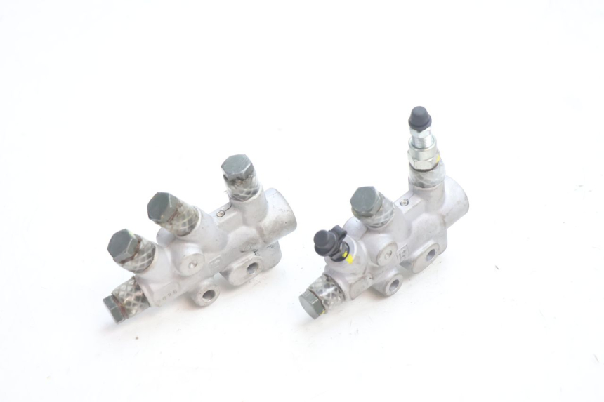 photo de BREMSSATTELVERTEILER PIAGGIO MP3 LT 400 (2007 - 2012) - Alternative Perspektive