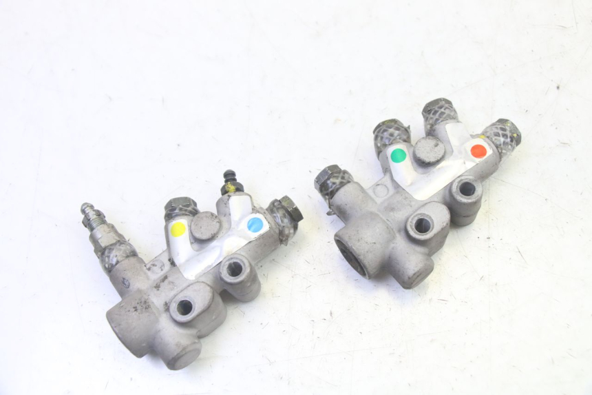 photo de BREMSSATTELVERTEILER PIAGGIO MP3 RL 250 (2006 - 2010) - Hauptansicht