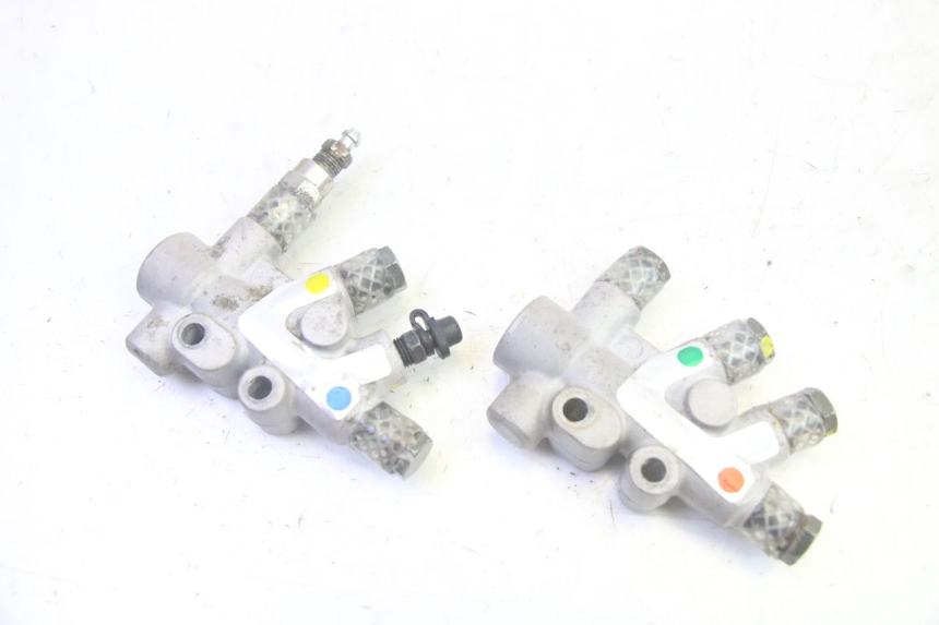 photo de BREMSSATTELVERTEILER PIAGGIO MP3 RL 250 (2006 - 2010) - Hauptansicht