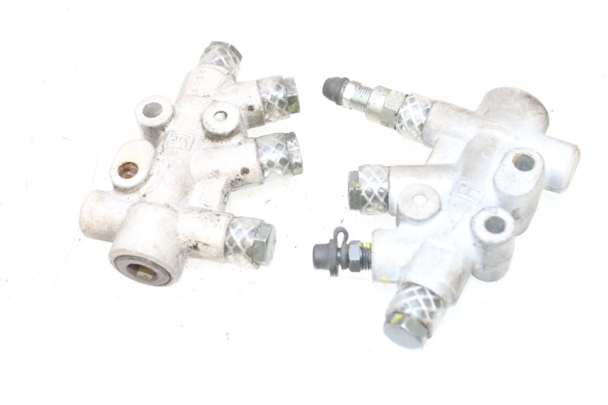 photo de BREMSSATTELVERTEILER PIAGGIO MP3 RL 250 (2006 - 2010) - Zoom auf Gebrauchszustand