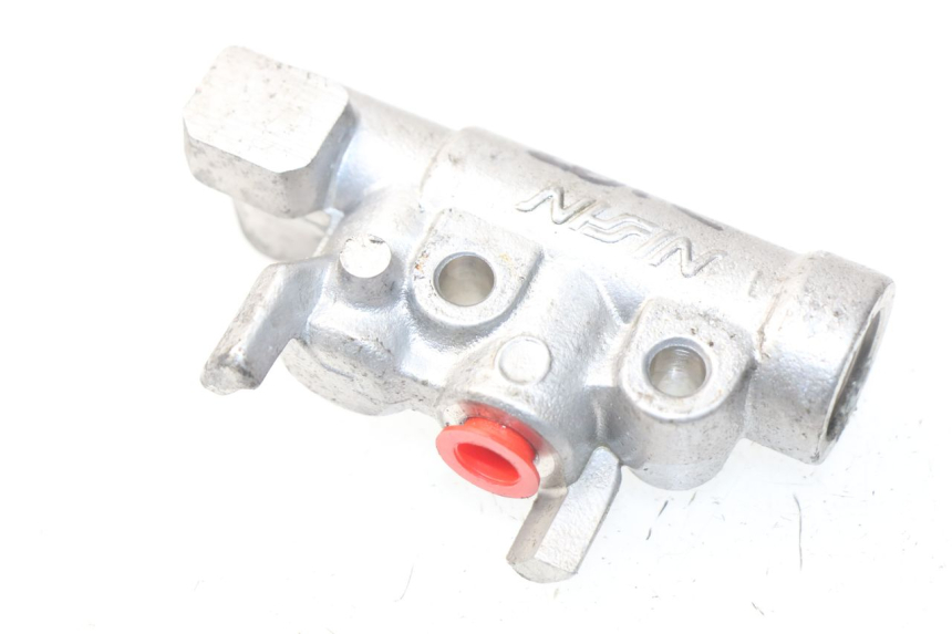 photo de BREMSVERTEILER HONDA NSS EX FORZA 250 (2005 - 2013) - Zoom auf Gebrauchszustand