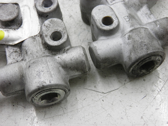 photo de BREMSSATTELVERTEILER PIAGGIO MP3 500 (2011 - 2015) - Gesamtansicht des Produkts