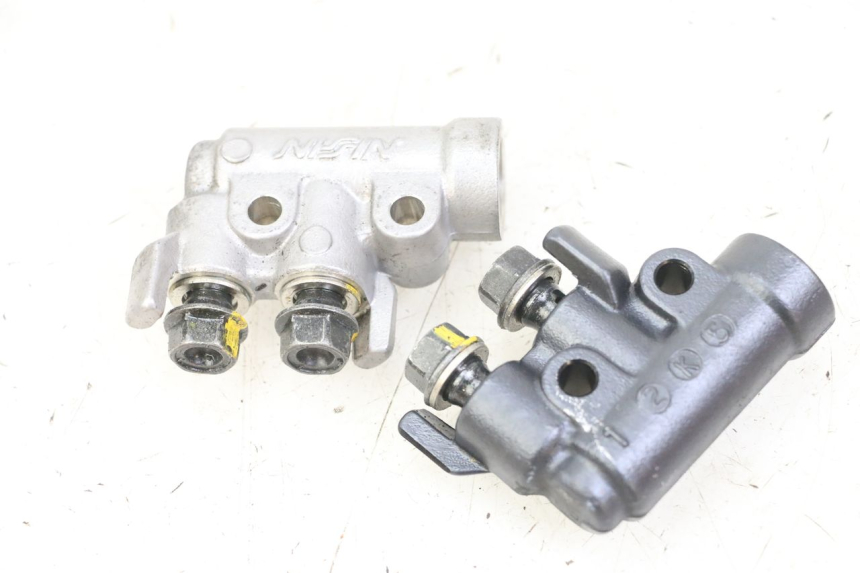 photo de BREMSVERTEILER PEUGEOT SATELIS 125 (2013 - 2018) - Detailansicht des Bauteils