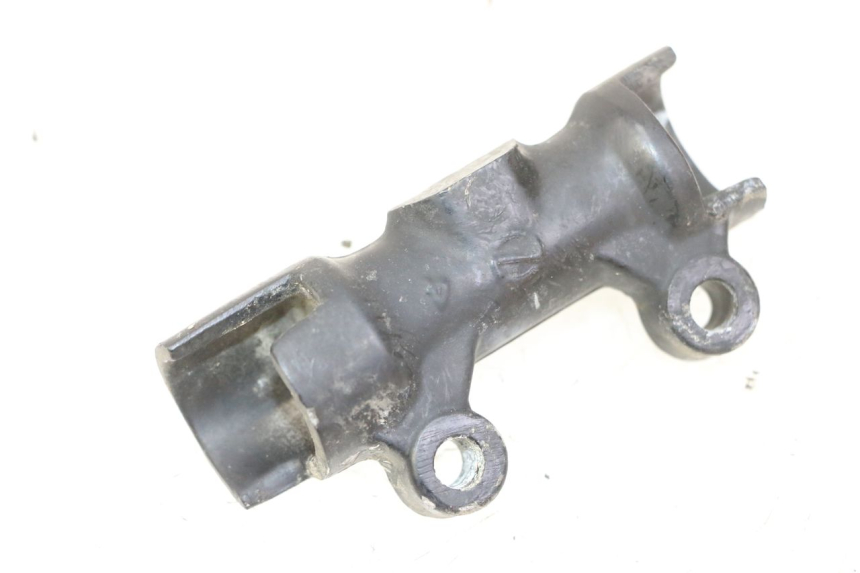 photo de BREMSVERTEILER TRIUMPH SPRINT 900 (1995 - 1998) - Detailansicht des Bauteils