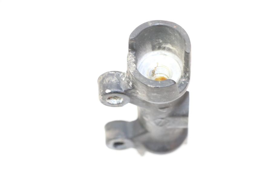 photo de BREMSVERTEILER TRIUMPH SPRINT 900 (1995 - 1998) - Zoom auf Gebrauchszustand