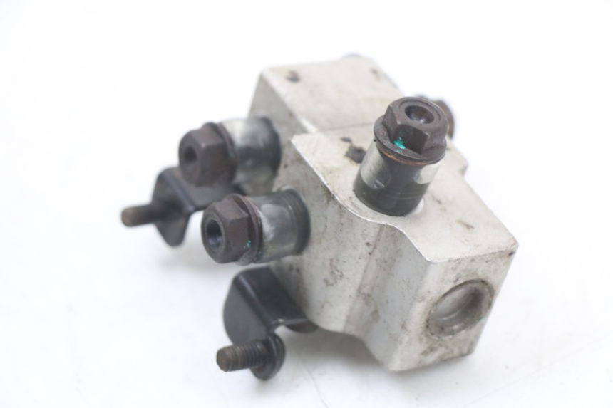 photo de BREMSKRAFTVERTEILER PEUGEOT TWEET 125 (2018 - 2021) - Zoom auf Gebrauchszustand