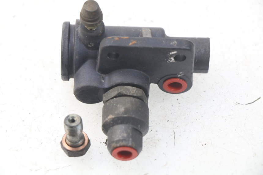 photo de BREMSSATTELVERTEILER PIAGGIO X9 EVOLUTION 125 (2003 - 2007) - Zoom auf Gebrauchszustand