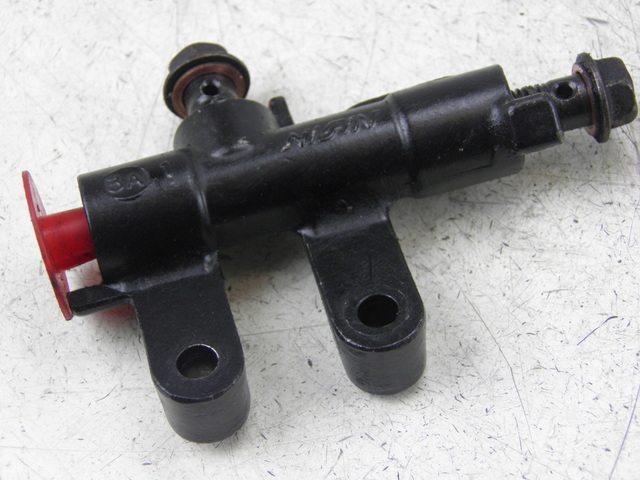 photo de BREMSVERTEILER YAMAHA XJ F 900 (1983 - 1994) - Zoom auf Gebrauchszustand