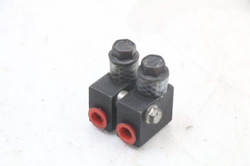 photo de BREMSVERTEILER YAMAHA XJ6 ABS 600 (2008 - 2016) - Detailansicht des Bauteils